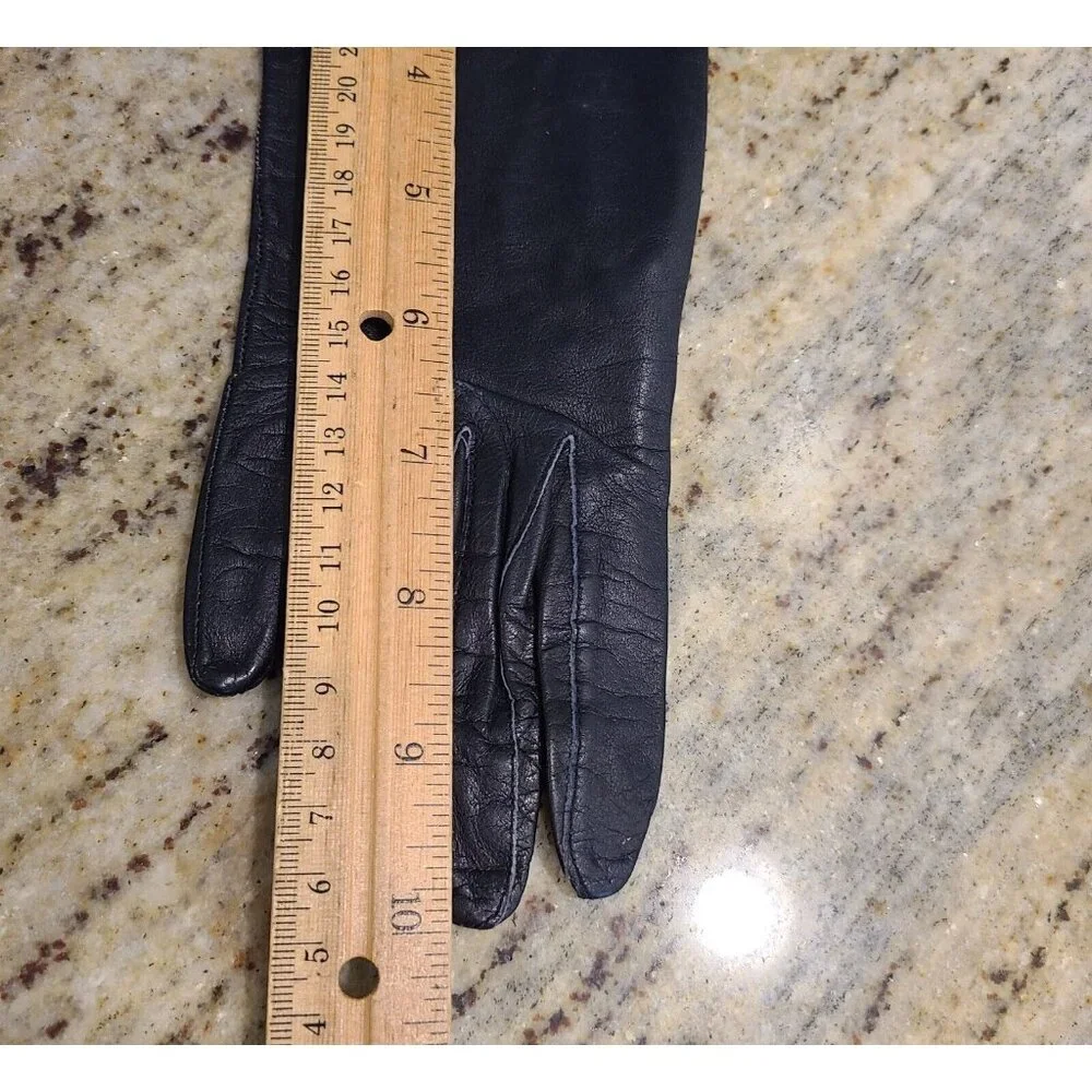 Vintage Size S/M 6.5 Black Leather 10